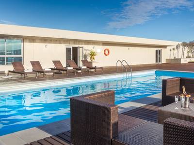 Lagoon Beach Hotel (Milnerton)